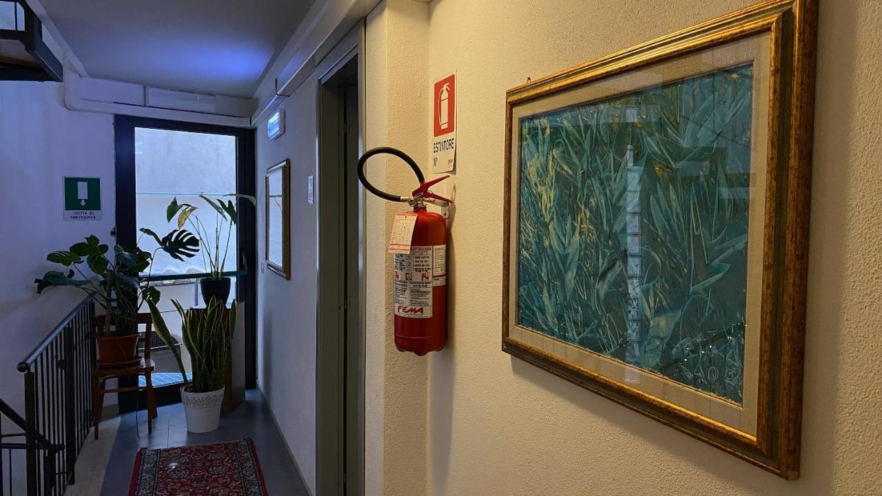 Locanda Le Ginestre Cantalupo in Sabina Luaran gambar